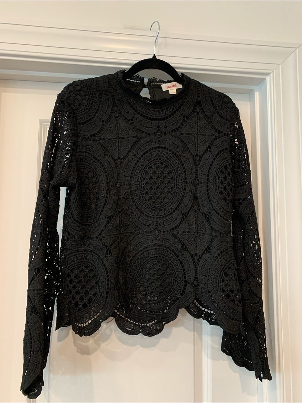 Pinkish Black Crochet Lace Long-Sleeve blouse cotton blend L NWOT